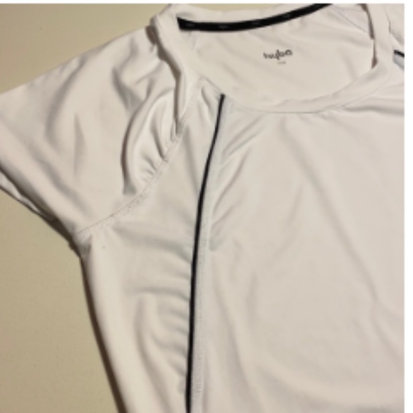 WHT Hyba Tee, M.  Winter Sale - Picture 4 of 8